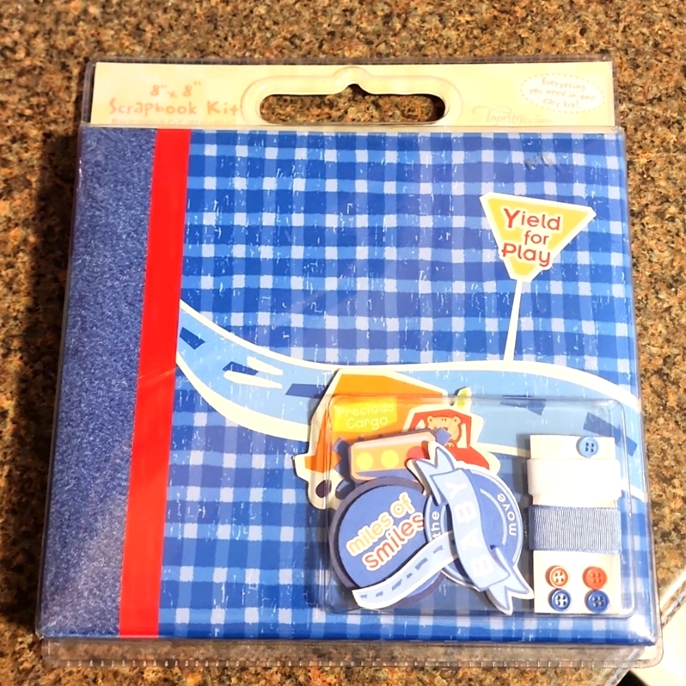 8×8 scrapbooking kit!!